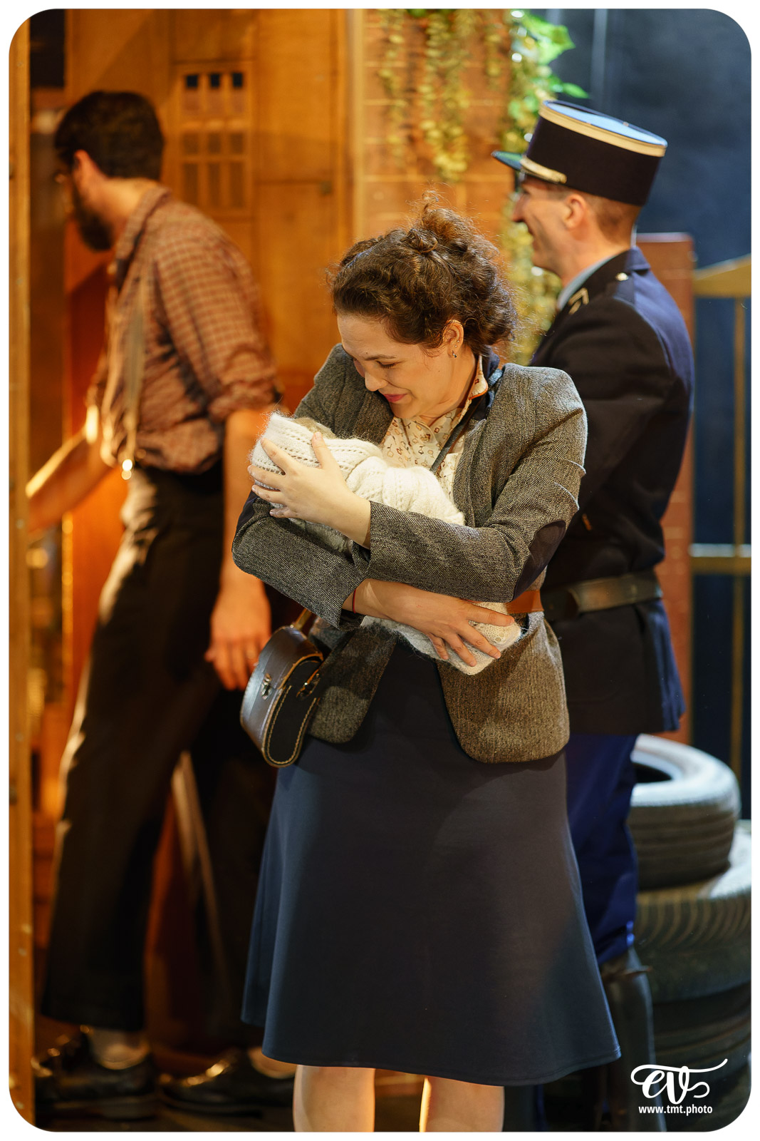 LES VISIONS DE SIMONE MACHARD (CIE LA CLAQUE)